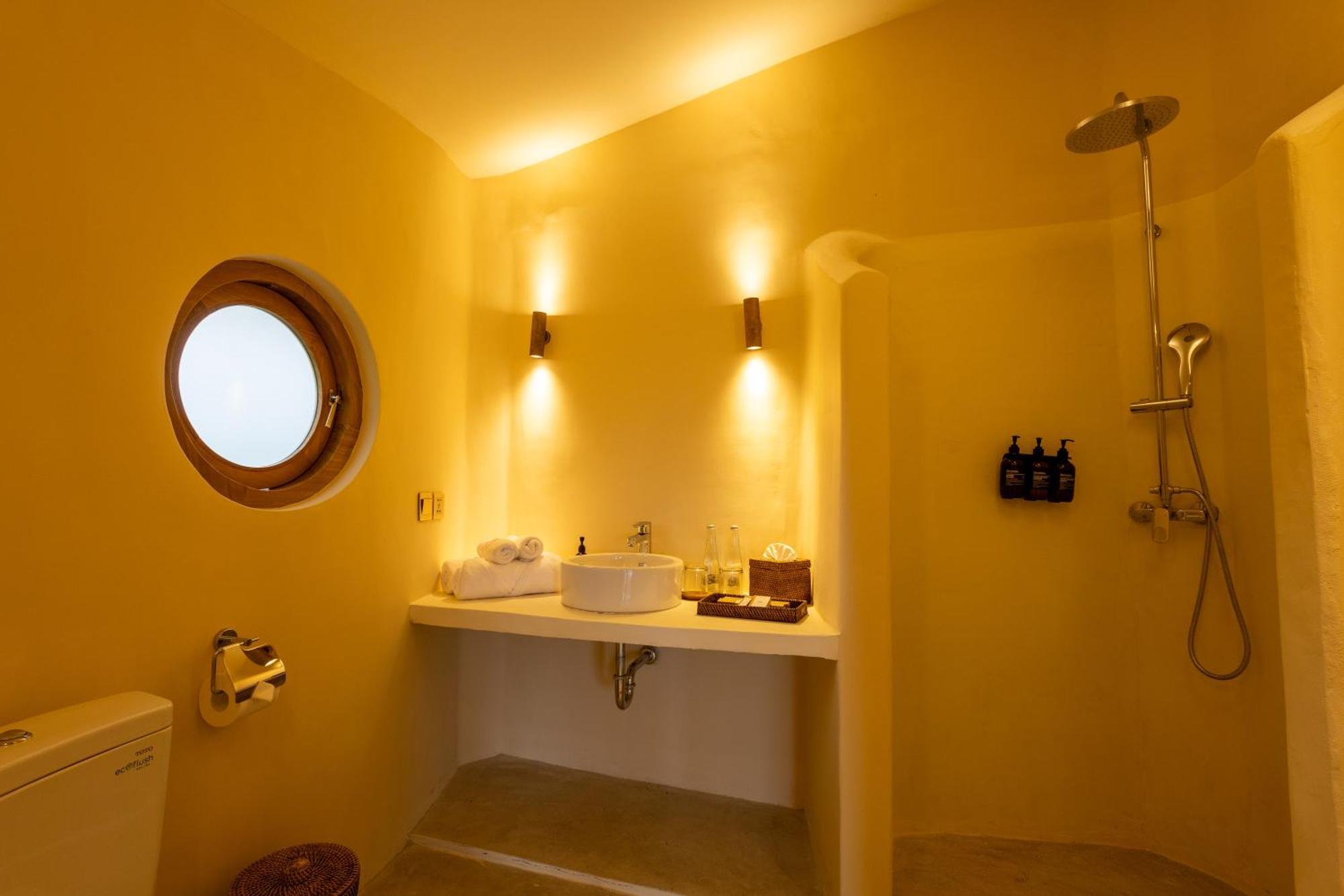Nuanu Suites & Accommodations Tanah Lot  Exterior photo